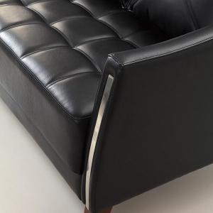 Set de sillones y sofá de tres cuerpos de cuero 